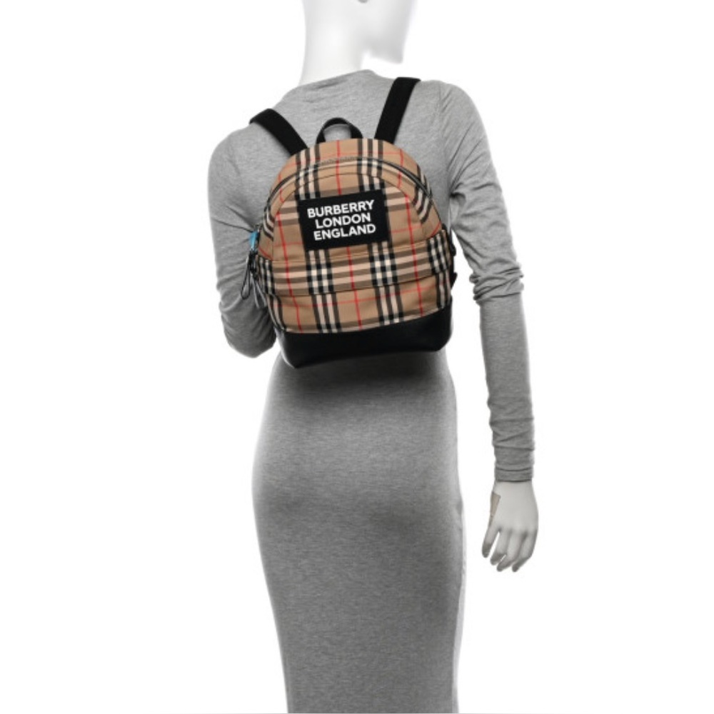 BURBERRY